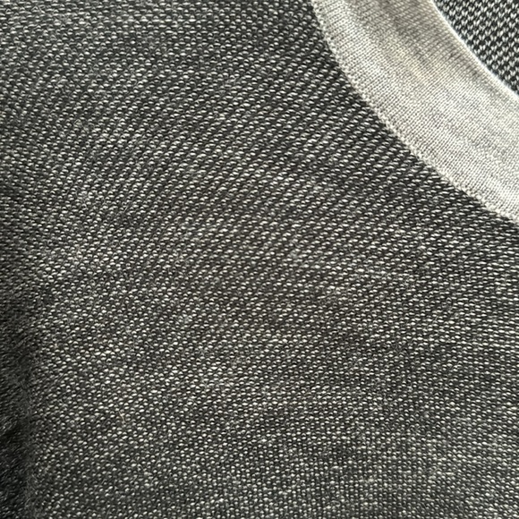 Theory duotone sweater. Wool. Men’s XS. Grey. - Picture 3 of 3